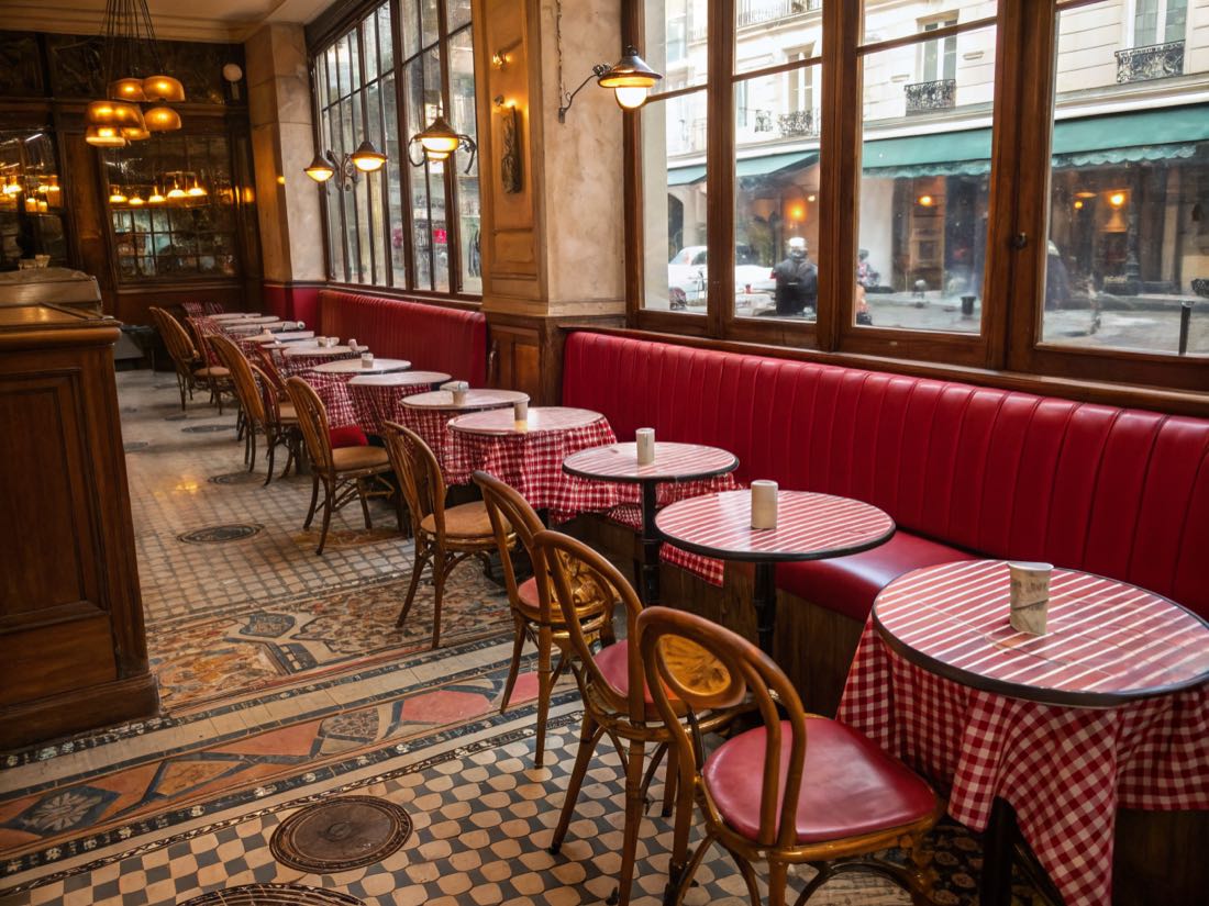 Le bistrot rendu au propriétaire